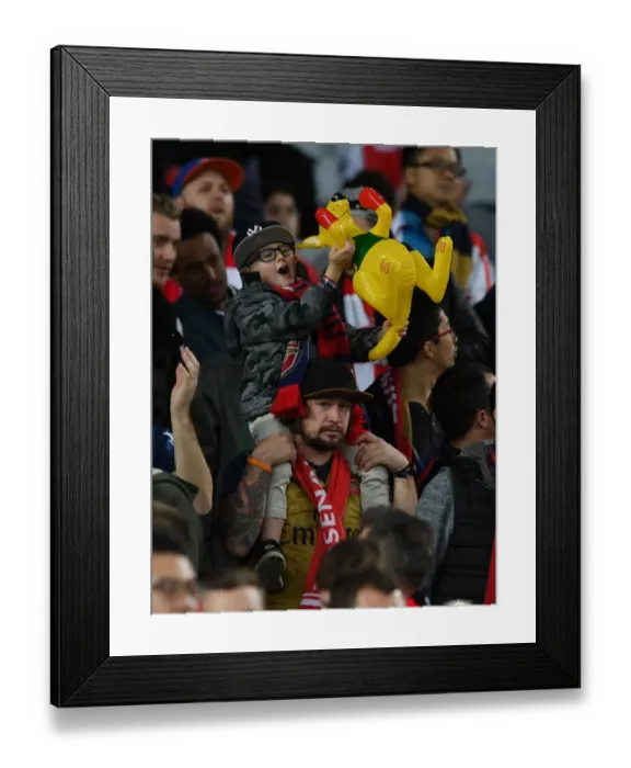 Framed Print : Sea of Red: Unwavering Arsenal Fans at Western Sydney Wanderers vs Arsenal (2017-18)
