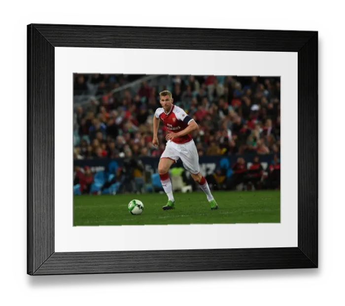 Framed Print : Per Mertesacker in Action: Arsenal vs. Western Sydney Wanderers (Sydney, 2017) Framed Print : Per Mertesacker in Action: Arsenal vs. Western Sydney Wanderers (Sydney, 2017)