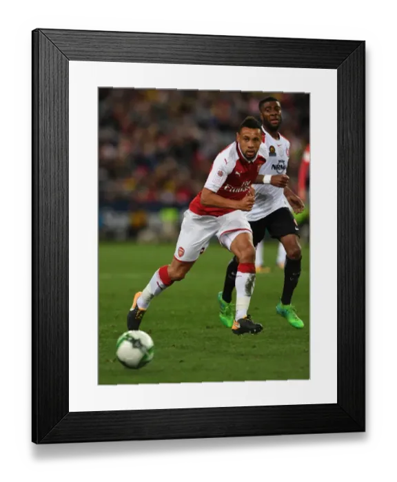 Framed Print : Francis Coquelin in Action: Arsenal vs. Western Sydney Wanderers (Sydney, 2017)