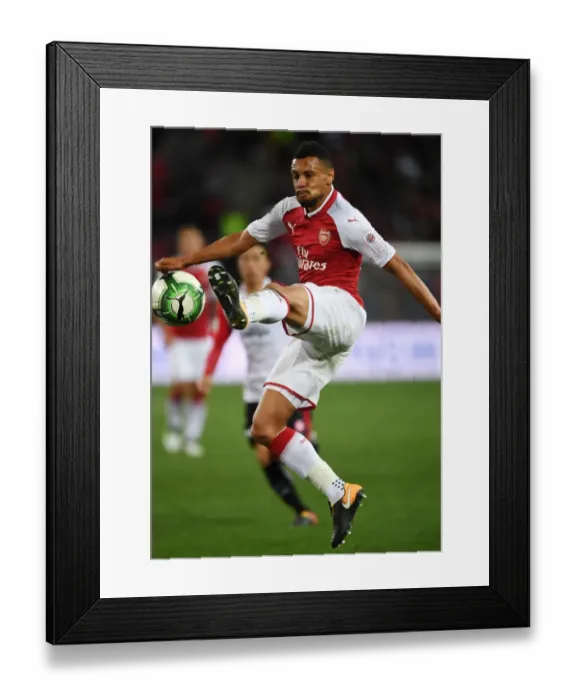 Framed Print : Francis Coquelin: Arsenal Midfielder in Action against Sydney Wanderers Framed Print : Francis Coquelin: Arsenal Midfielder in Action against Sydney Wanderers