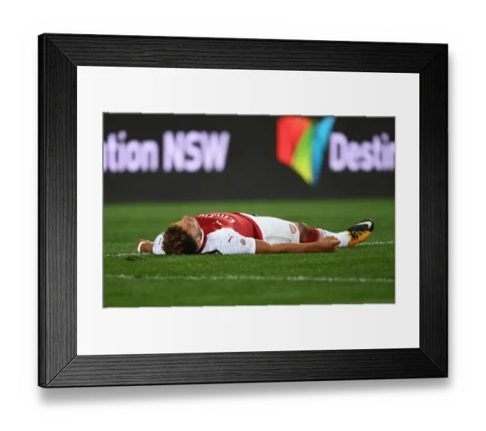 Framed Print : Alex Oxlade-Chamberlain: In Action for Arsenal against Western Sydney Wanderers (2017-18) Framed Print : Alex Oxlade-Chamberlain: In Action for Arsenal against Western Sydney Wanderers (2017-18)