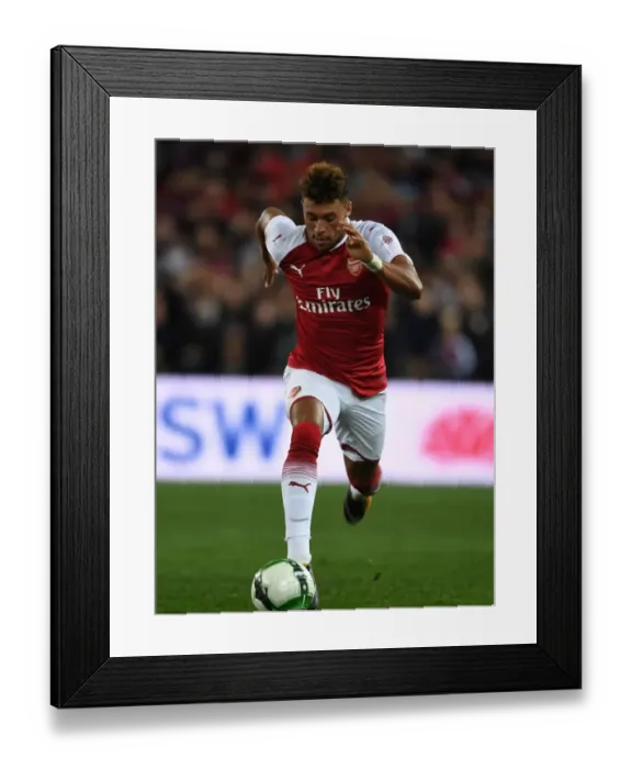 Framed Print : Alex Oxlade-Chamberlain: In Action for Arsenal Against Western Sydney Wanderers (2017-18) Framed Print : Alex Oxlade-Chamberlain: In Action for Arsenal Against Western Sydney Wanderers (2017-18)
