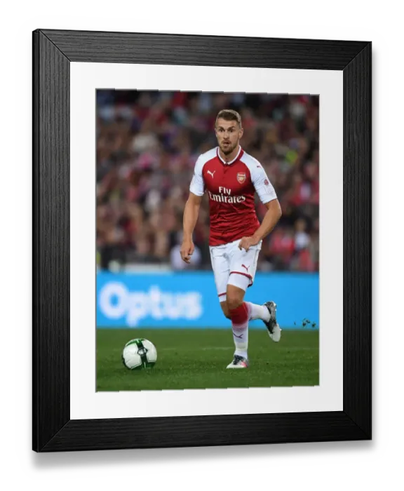 Framed Print : Aaron Ramsey in Action: Arsenal vs. Western Sydney Wanderers (2017-18) Framed Print : Aaron Ramsey in Action: Arsenal vs. Western Sydney Wanderers (2017-18)
