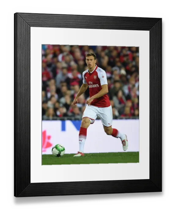 Framed Print : Krystian Bielik in Action: Arsenal vs. Western Sydney Wanderers (2017-18)