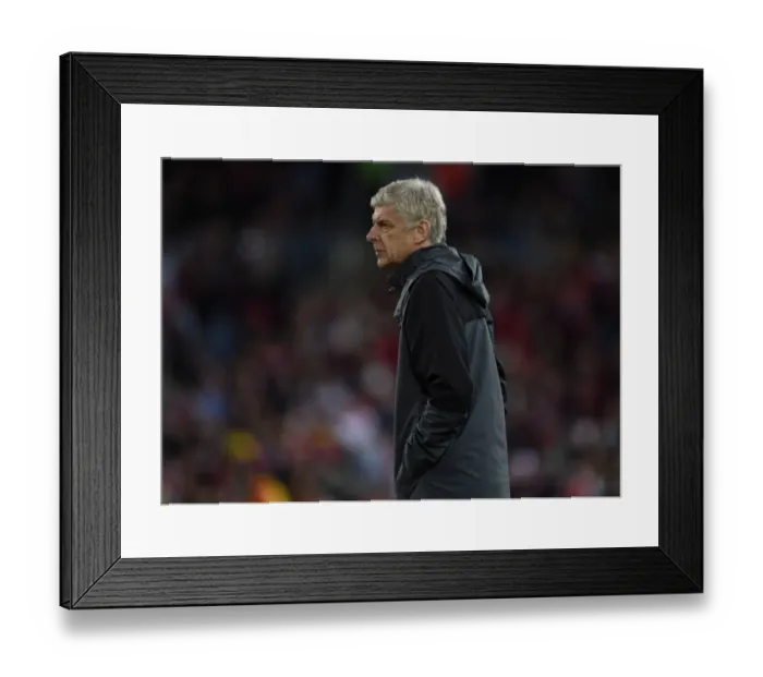 Framed Print : Arsene Wenger at Western Sydney Wanderers Match (2017-18) Framed Print : Arsene Wenger at Western Sydney Wanderers Match (2017-18)