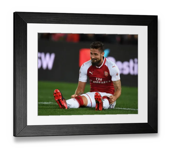 Framed Print : Olivier Giroud in Action: Arsenal vs. Western Sydney Wanderers, Sydney 2017 Framed Print : Olivier Giroud in Action: Arsenal vs. Western Sydney Wanderers, Sydney 2017