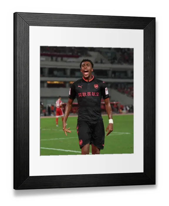 Framed Print : Alex Iwobi Scores for Arsenal Against Bayern Munich in Shanghai, 2017 Framed Print : Alex Iwobi Scores for Arsenal Against Bayern Munich in Shanghai, 2017