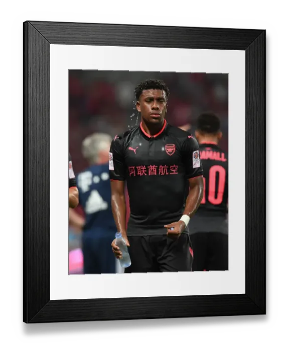 Framed Print : Alex Iwobi in Action: Arsenal vs Bayern Munich, 2017 Pre-Season Friendly in Shanghai Framed Print : Alex Iwobi in Action: Arsenal vs Bayern Munich, 2017 Pre-Season Friendly in Shanghai