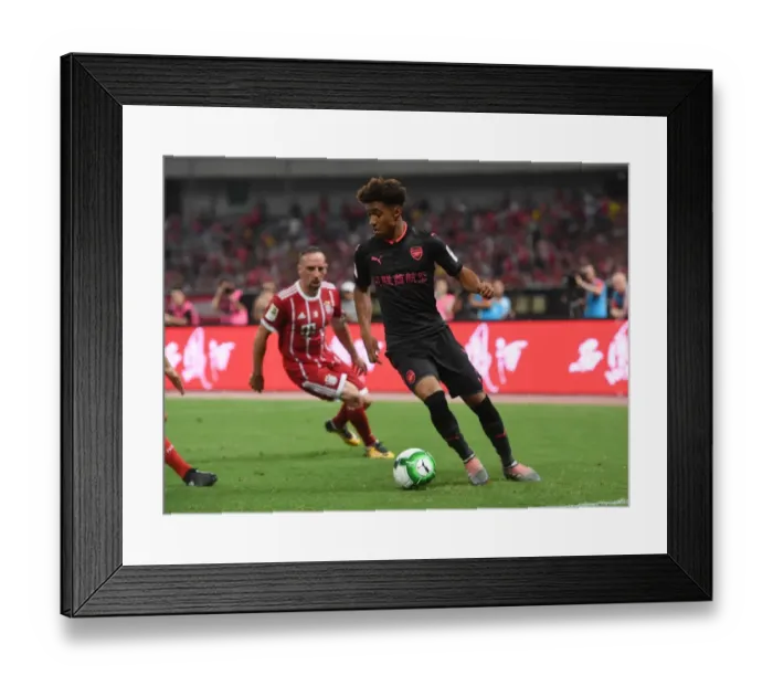 Framed Print : Reiss Nelson in Action: Arsenal vs Bayern Munich, Shanghai 2017 (Pre-Season Clash)
