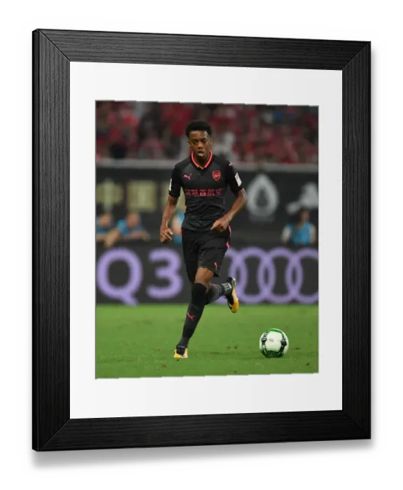 Framed Print : Joe Willock in Action: Arsenal vs Bayern Munich, Shanghai 2017 - Pre-Season Clash Framed Print : Joe Willock in Action: Arsenal vs Bayern Munich, Shanghai 2017 - Pre-Season Clash