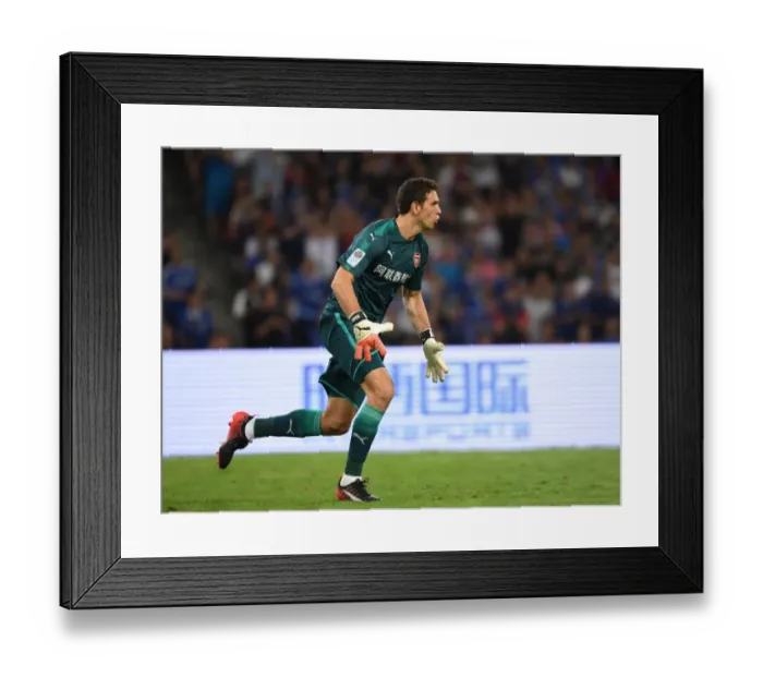 Framed Print : Arsenal's Emiliano Martinez Faces Off Against Chelsea in Beijing Pre-Season Friendly