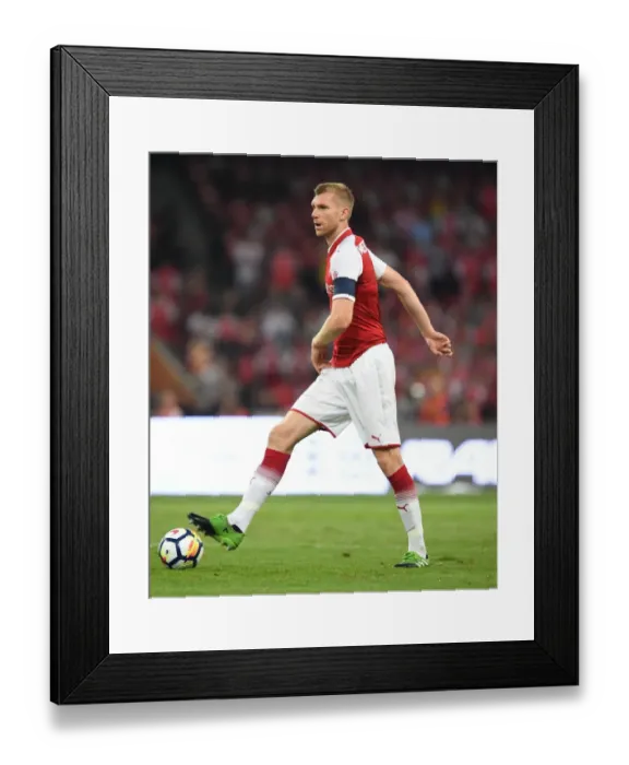 Framed Print : Per Mertesacker in Action: Arsenal vs Chelsea, Beijing 2017 - Pre-Season Clash