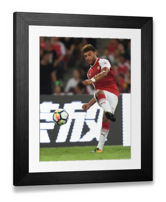 Framed Print : Arsenal's Alex Oxlade-Chamberlain Goes Head-to-Head with Chelsea in Beijing Pre-Season Clash Framed Print : Arsenal's Alex Oxlade-Chamberlain Goes Head-to-Head with Chelsea in Beijing Pre-Season Clash