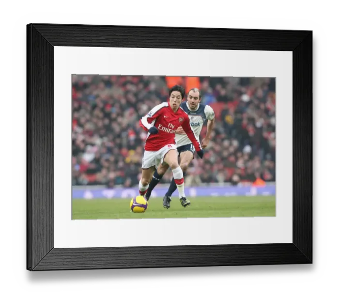 Framed Print : Samir Nasri (Arsenal) Gavin McCann (Bolton) Framed Print : Samir Nasri (Arsenal) Gavin McCann (Bolton)