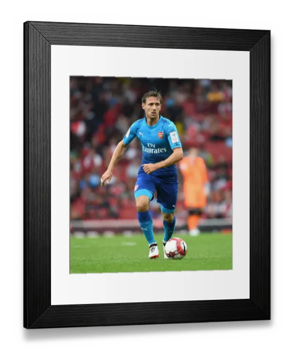 Framed Print : Nacho Monreal in Action: Arsenal vs SL Benfica, Emirates Cup 2017-18 Framed Print : Nacho Monreal in Action: Arsenal vs SL Benfica, Emirates Cup 2017-18