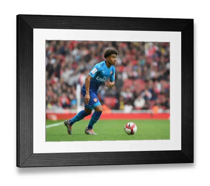 Framed Print : Reiss Nelson in Action: Arsenal vs SL Benfica, Emirates Cup 2017-18 Framed Print : Reiss Nelson in Action: Arsenal vs SL Benfica, Emirates Cup 2017-18