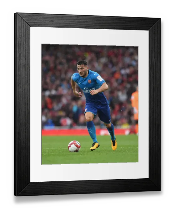 Framed Print : Sead Kolasinac in Action: Arsenal vs SL Benfica, Emirates Cup 2017-18