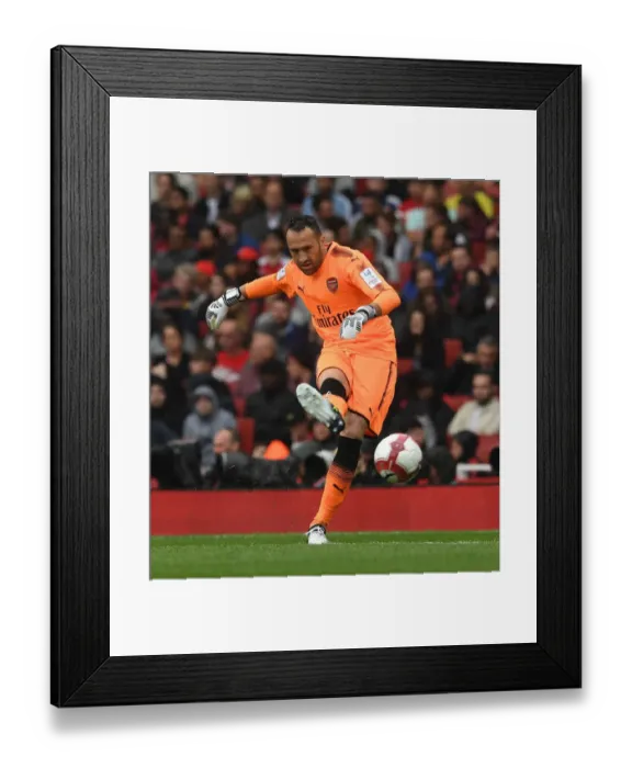 Framed Print : Arsenal's David Ospina in Action Against SL Benfica - Emirates Cup 2017-18
