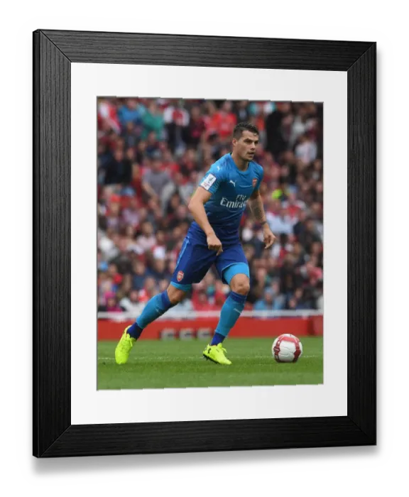 Framed Print : Granit Xhaka in Action: Arsenal vs SL Benfica, Emirates Cup 2017-18 Framed Print : Granit Xhaka in Action: Arsenal vs SL Benfica, Emirates Cup 2017-18