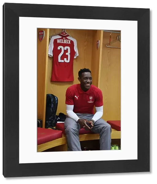 Danny Welbeck in Arsenal's Home Changing Room Before Arsenal v Sevilla FC - Emirates Cup 2017-18