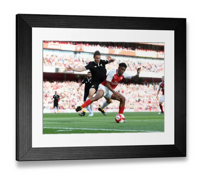 Framed Print : Clash at the Emirates: Iwobi vs. Corchia - Arsenal vs. Sevilla FC, Emirates Cup 2017-18 Framed Print : Clash at the Emirates: Iwobi vs. Corchia - Arsenal vs. Sevilla FC, Emirates Cup 2017-18