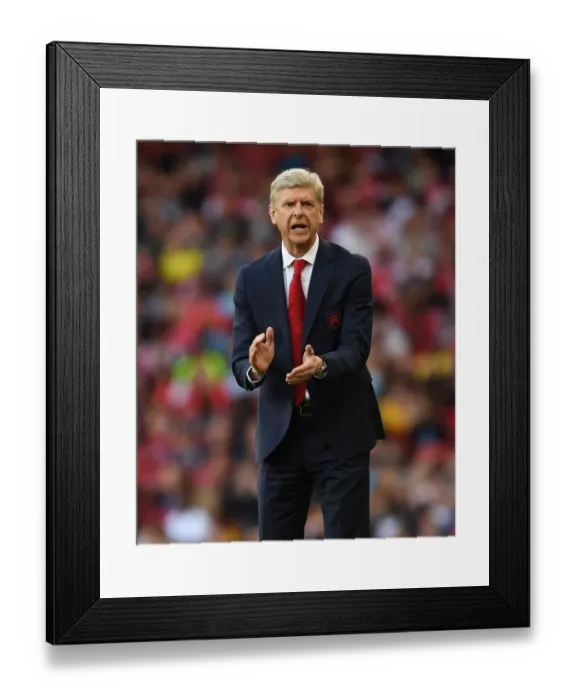 Framed Print : Arsene Wenger and Arsenal Face Sevilla in the Emirates Cup 2017-18 Framed Print : Arsene Wenger and Arsenal Face Sevilla in the Emirates Cup 2017-18