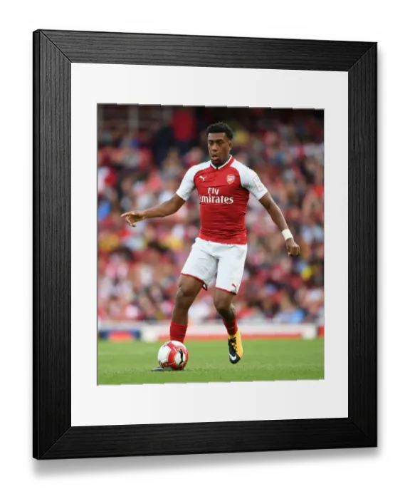 Framed Print : Alex Iwobi in Action: Arsenal vs Sevilla FC - Emirates Cup 2017-18 Framed Print : Alex Iwobi in Action: Arsenal vs Sevilla FC - Emirates Cup 2017-18