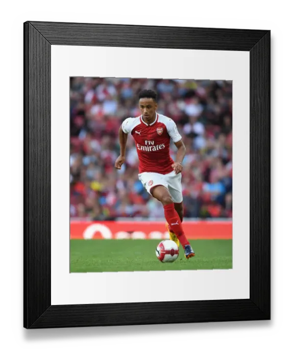Framed Print : Cohen Bramall in Action: Arsenal vs Sevilla FC - Emirates Cup 2017-18
