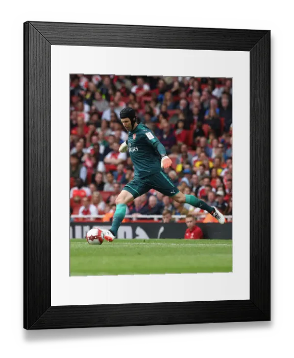 Framed Print : Petr Cech in Action: Arsenal vs Sevilla, Emirates Cup 2017-18 Framed Print : Petr Cech in Action: Arsenal vs Sevilla, Emirates Cup 2017-18