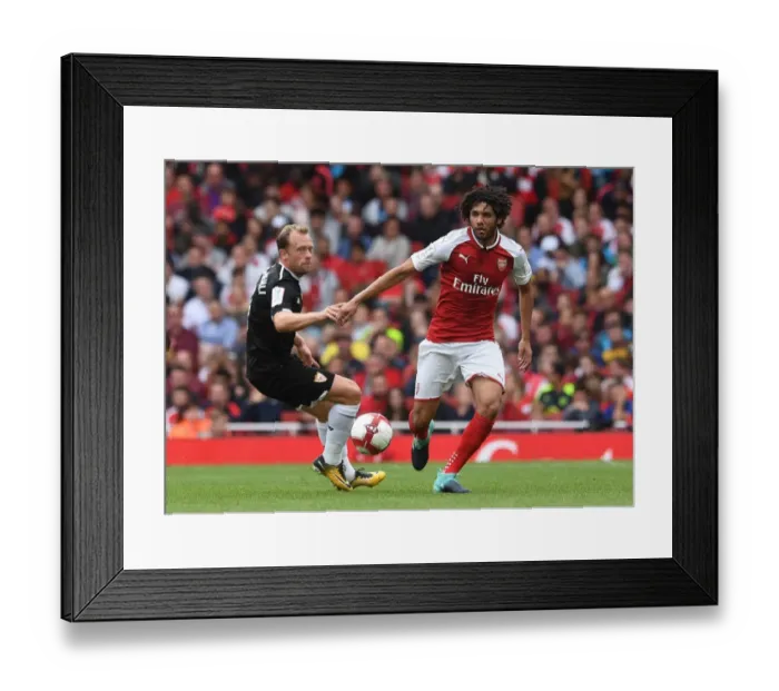 Framed Print : Arsenal vs Sevilla: Elneny vs Krohn-Dehli - Emirates Cup Clash Framed Print : Arsenal vs Sevilla: Elneny vs Krohn-Dehli - Emirates Cup Clash