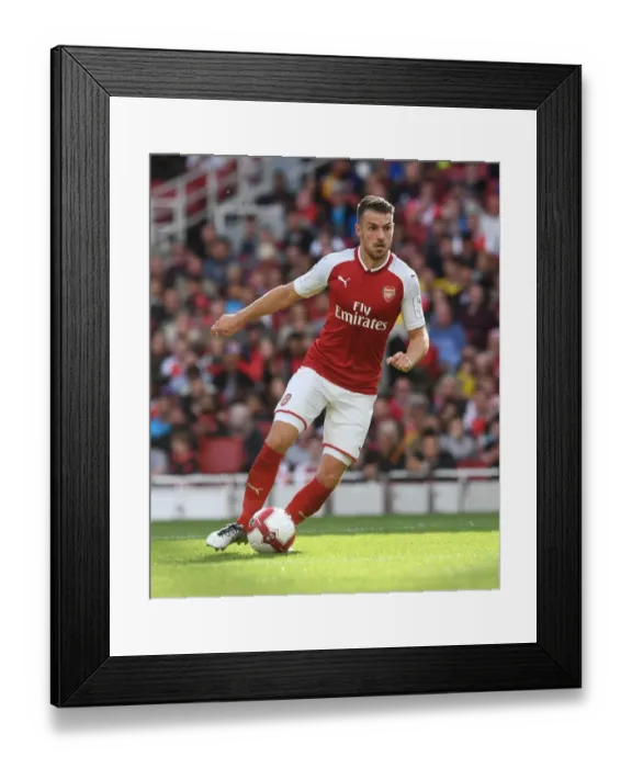 Framed Print : Aaron Ramsey in Action: Arsenal vs Sevilla, Emirates Cup 2017-18