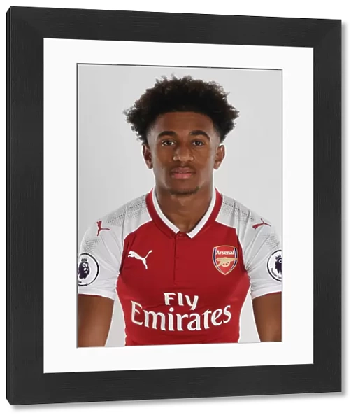 Reiss Nelson at Arsenal First Team Photocall (2017-18)