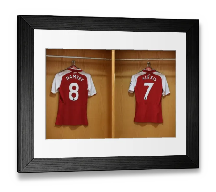 Framed Print : Arsenal First Team 2017-18 Photocall Framed Print : Arsenal First Team 2017-18 Photocall