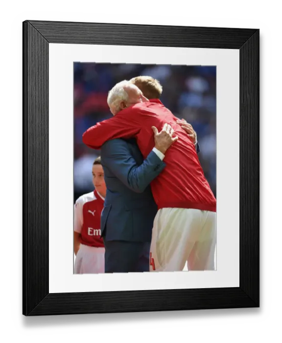 Framed Print : Arsenal Captains Past and Present: Per Mertesacker Embraces Bob Wilson Before FA Community Shield Match Framed Print : Arsenal Captains Past and Present: Per Mertesacker Embraces Bob Wilson Before FA Community Shield Match