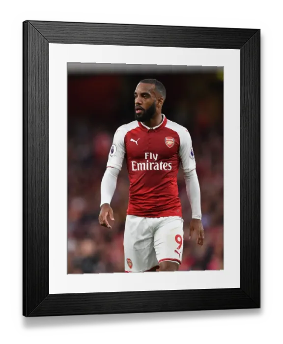 Framed Print : Alex Lacazette in Action: Arsenal vs Leicester City, Premier League 2017-18