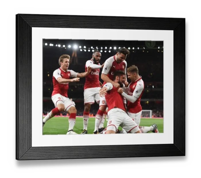 Framed Print : Arsenal Celebrate: Giroud, Ramsey, Lacazette, Monreal, Kolasinac (vs Leicester City, 2017-18)