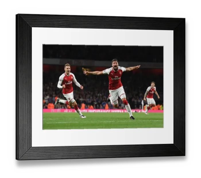 Framed Print : Olivier Giroud's Brace: Arsenal's 4-Goal Blitz Against Leicester City (2017-18)