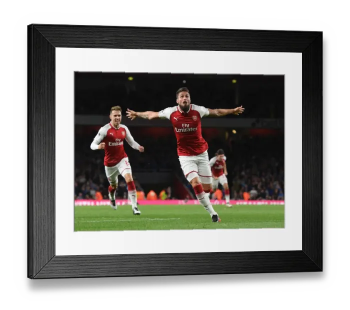 Framed Print : Olivier Giroud's Brace Leads Dramatic 4-3 Comeback for Arsenal Against Leicester City