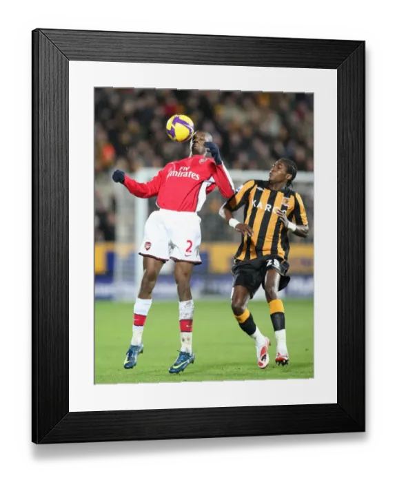 Framed Print : Abou Diaby (Arsenal) Manucho (Hull) Framed Print : Abou Diaby (Arsenal) Manucho (Hull)