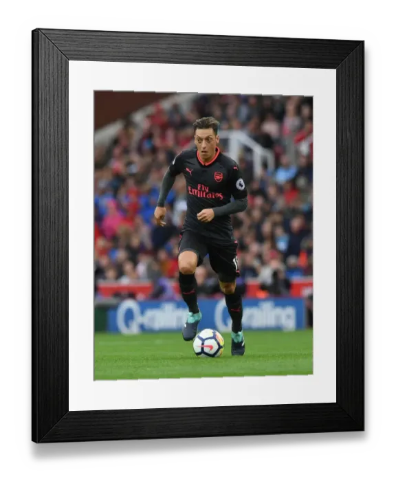 Framed Print : Mesut Ozil in Action: Stoke City vs Arsenal, Premier League 2017-18