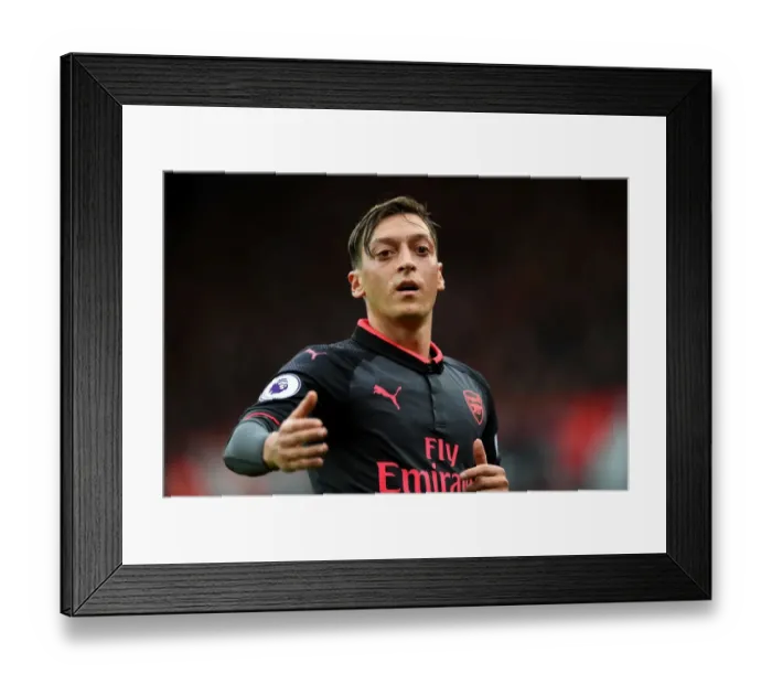 Framed Print : Mesut Ozil in Action: Stoke City vs Arsenal, Premier League 2017-18
