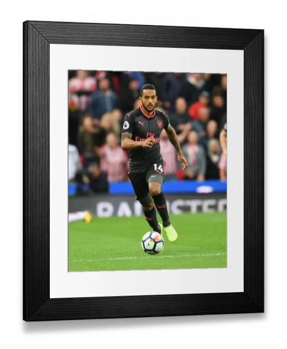 Framed Print : Theo Walcott in Action: Stoke City vs Arsenal, Premier League 2017-18 Framed Print : Theo Walcott in Action: Stoke City vs Arsenal, Premier League 2017-18