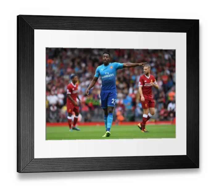 Framed Print : Danny Welbeck in Action: Liverpool vs. Arsenal, Premier League 2017-18
