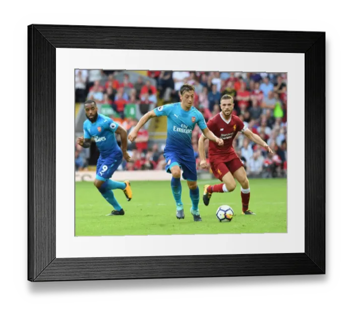 Framed Print : Mesut Ozil in Action: Liverpool vs. Arsenal, Premier League 2017-18 Framed Print : Mesut Ozil in Action: Liverpool vs. Arsenal, Premier League 2017-18