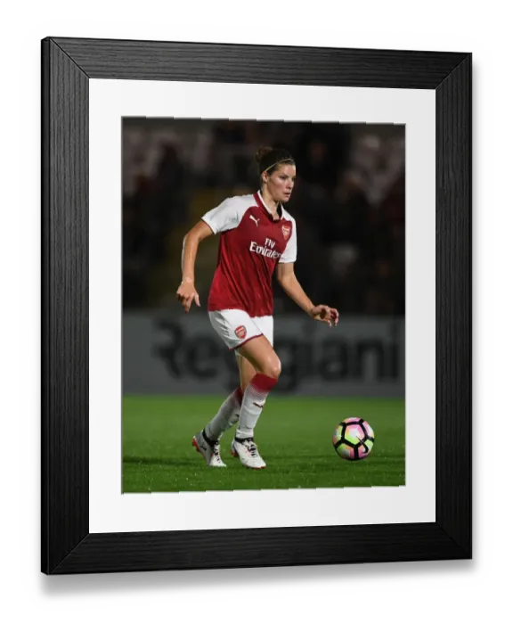Framed Print : Dominique Janssen in Action: Arsenal Women vs Everton Ladies Pre-Season Match