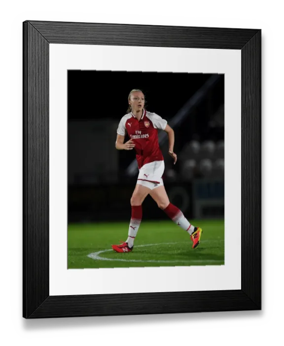 Framed Print : Arsenal's Louise Quinn in Action Against Everton Ladies during Pre-Season 2017-18