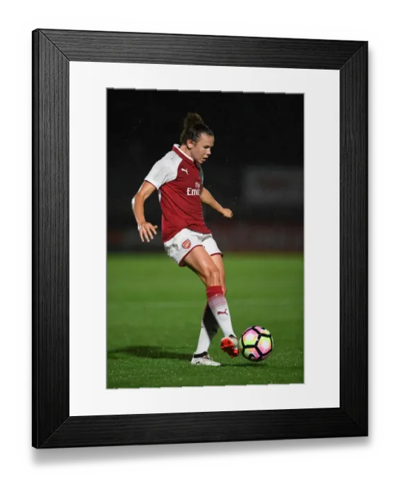 Framed Print : Arsenal's Jessica Samuelsson in Action: Arsenal Women vs Everton Ladies Pre-Season Match