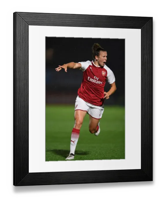 Framed Print : Arsenal's Jessica Samuelsson in Action: Arsenal Women vs. Everton Ladies Pre-Season Match