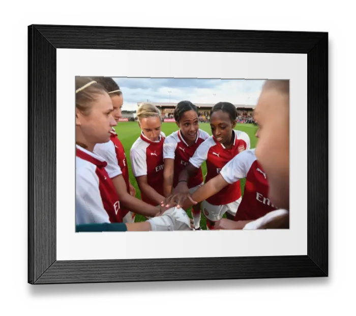 Framed Print : Arsenal Women: Pre-Season Motivation - Alex Scott Rallies Teammates Nobbs and Carter Before Arsenal Ladies vs Everton Ladies