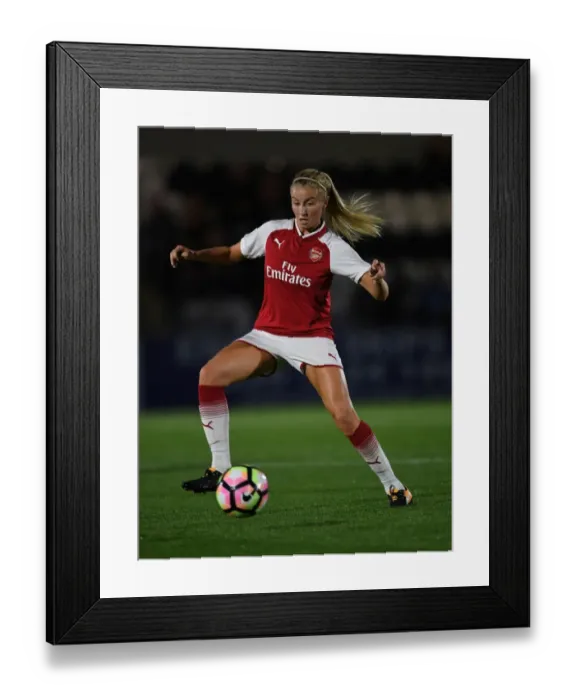 Framed Print : Arsenal's Leah Williamson in Action: Arsenal Women vs Everton Ladies Pre-Season Match Framed Print : Arsenal's Leah Williamson in Action: Arsenal Women vs Everton Ladies Pre-Season Match